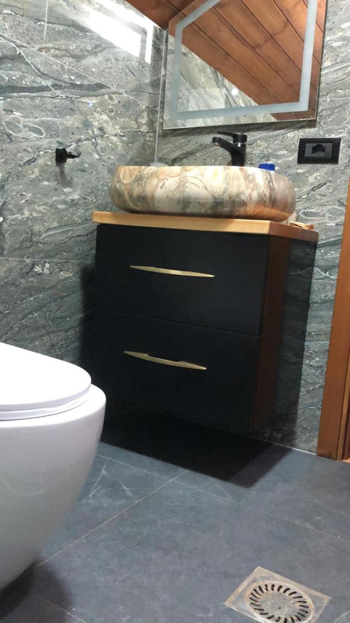 Zeneli Alpin Chalet Cerem Luaran gambar